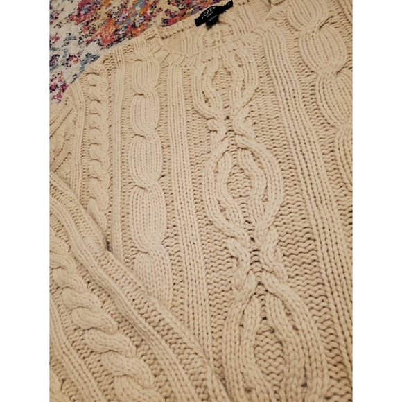 J. Crew Cable Knit Sweater 100% Lambs Wool (XL) - Picture 3 of 7